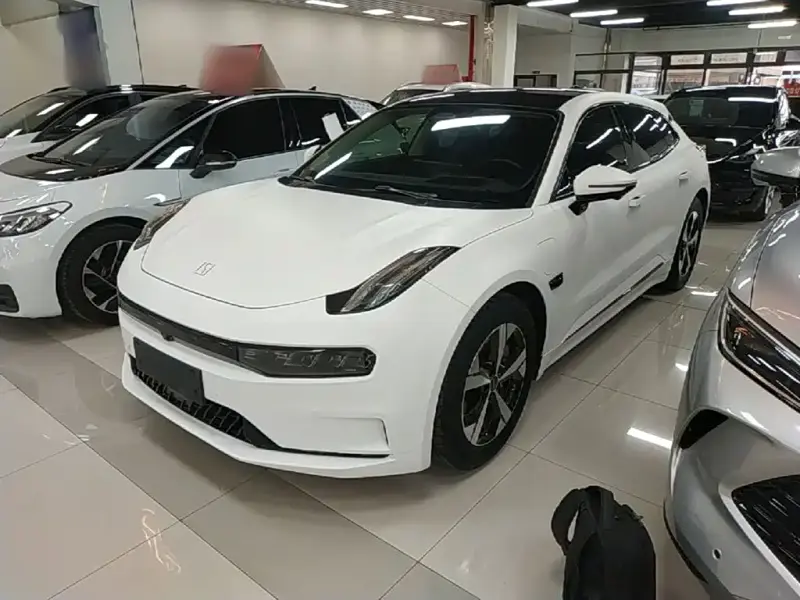 Zeekr 001