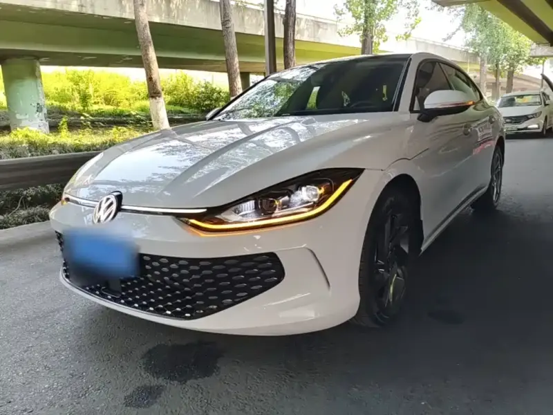 Volkswagen Lamando