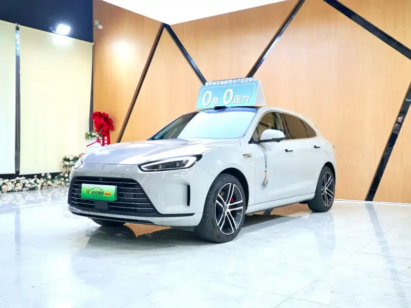 AITO M5