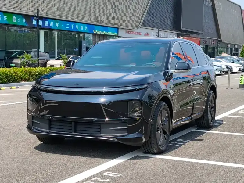 Li Auto L6
