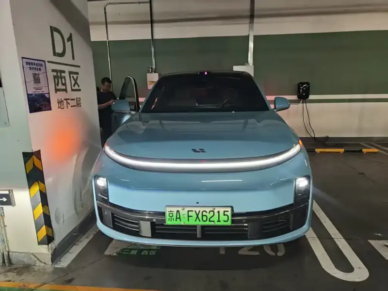 Li Auto L7