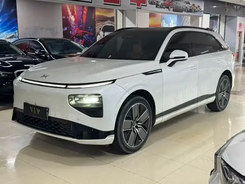 XPeng G9