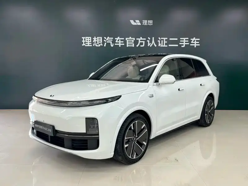 Li Auto L8