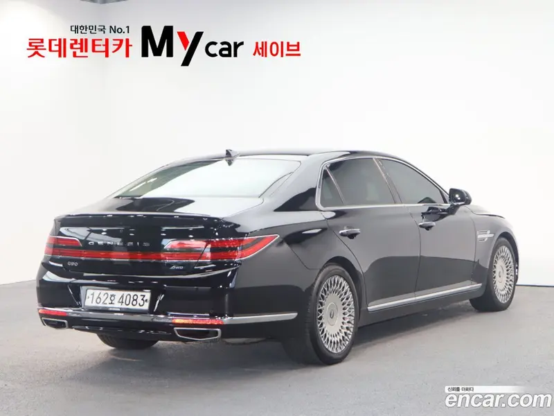 Genesis G90