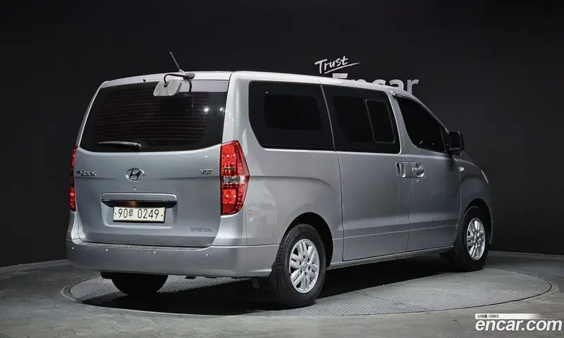 Hyundai H-1