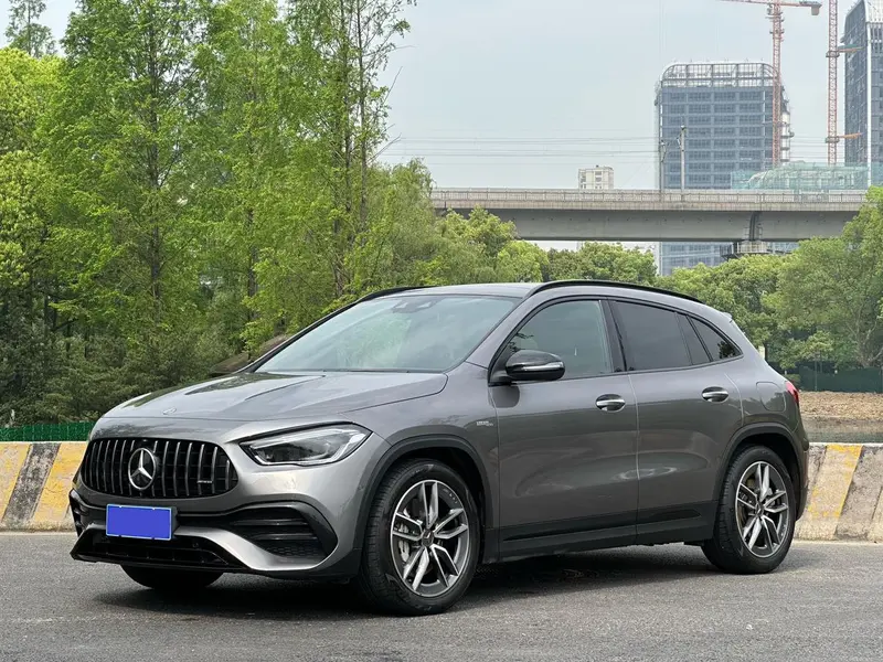 Mercedes-Benz GLA AMG