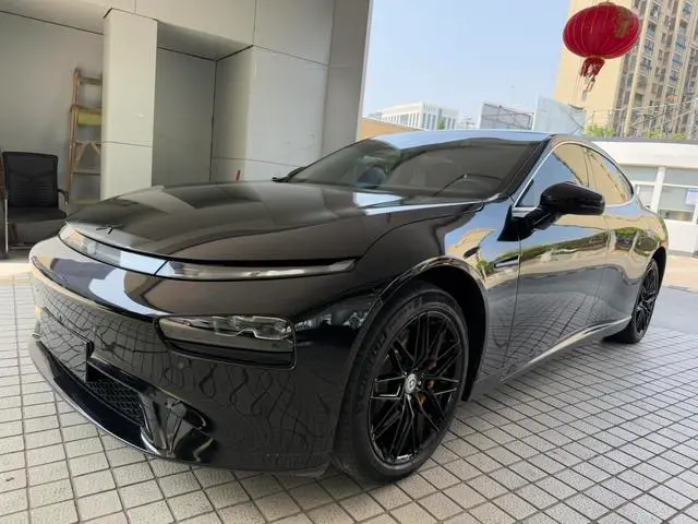 XPeng P7