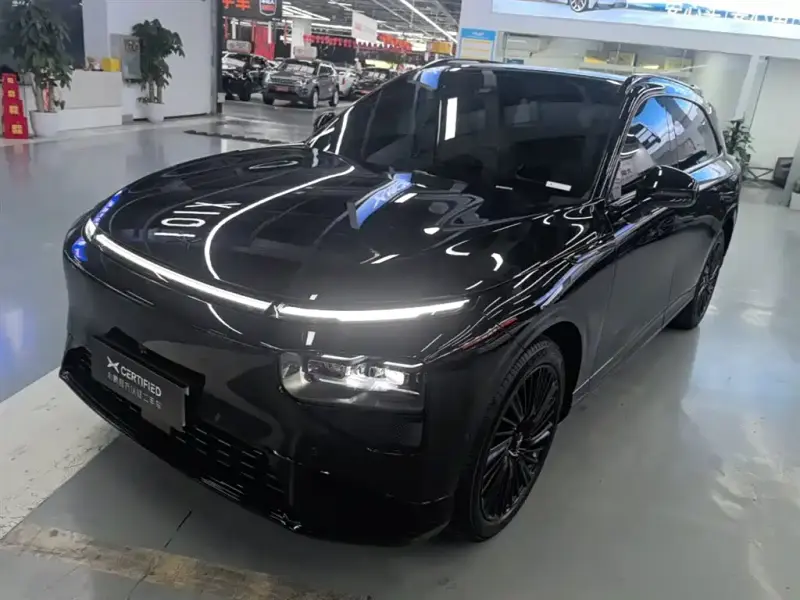 XPeng G9