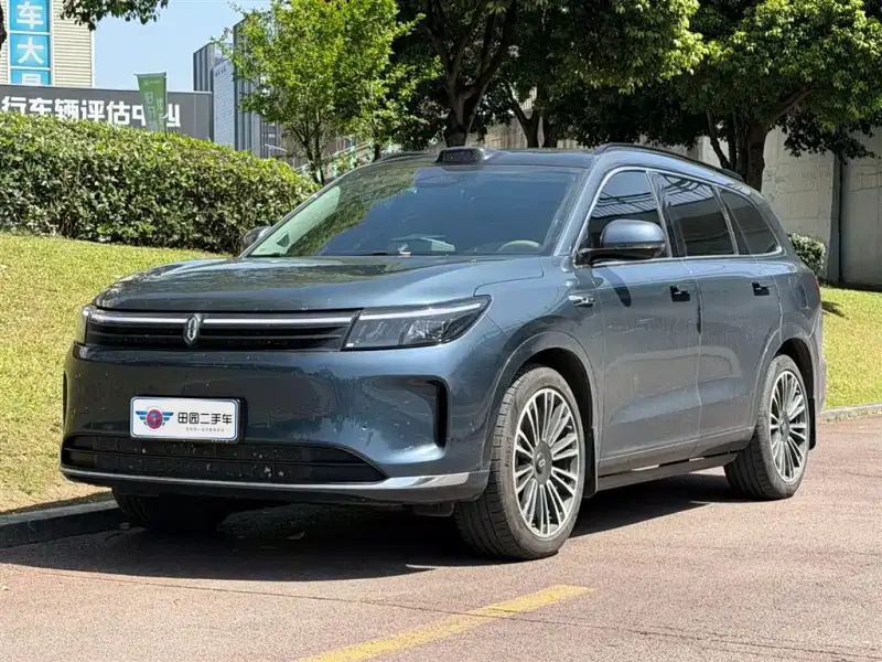 AITO M7