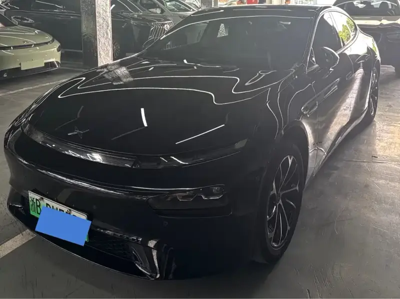 XPeng P7