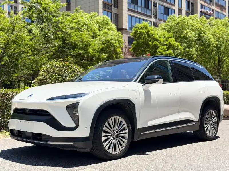 NIO ES6