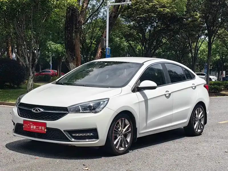 Chery Arrizo 5