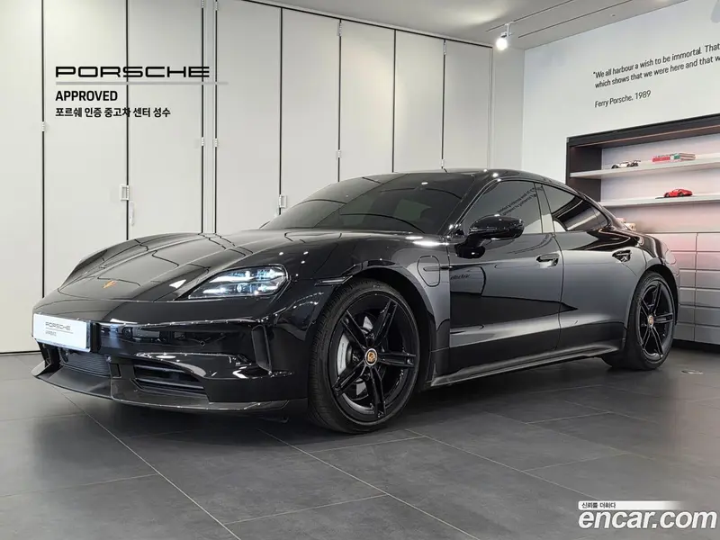 Porsche Taycan