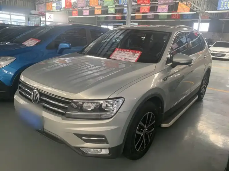 Volkswagen Tiguan L
