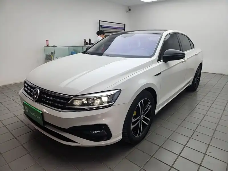 Volkswagen Lamando