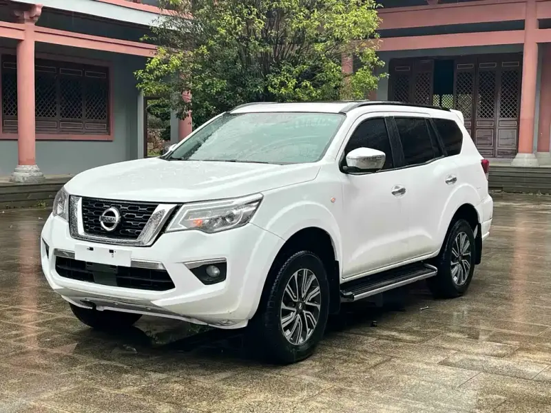 Nissan Terra