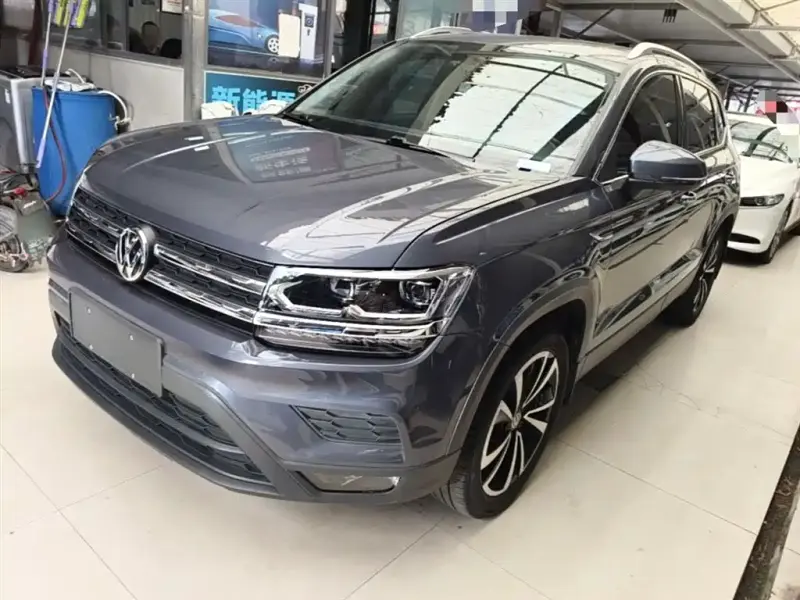Volkswagen Tharu