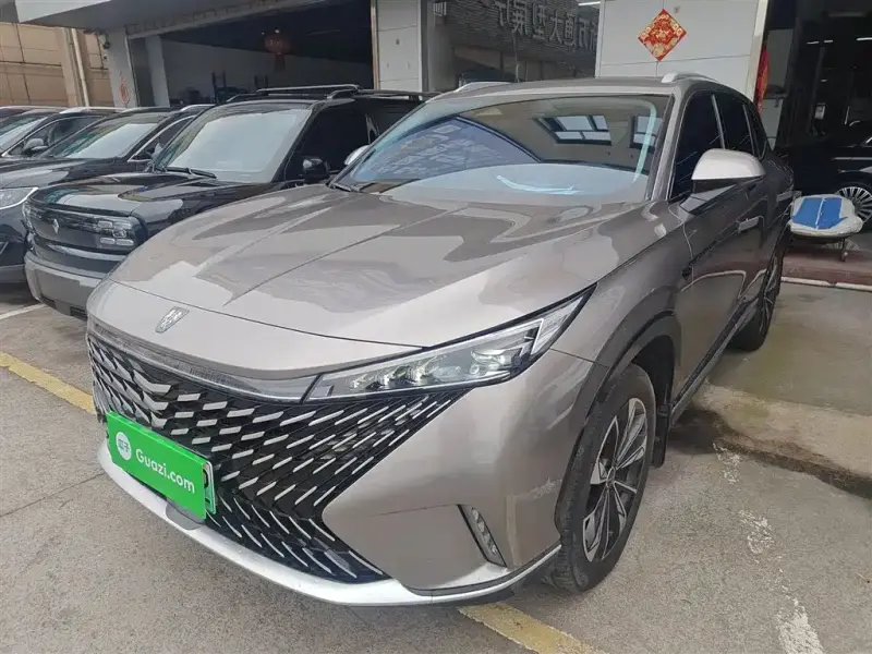 Roewe MG HS PHEV (RX5 New Energy)