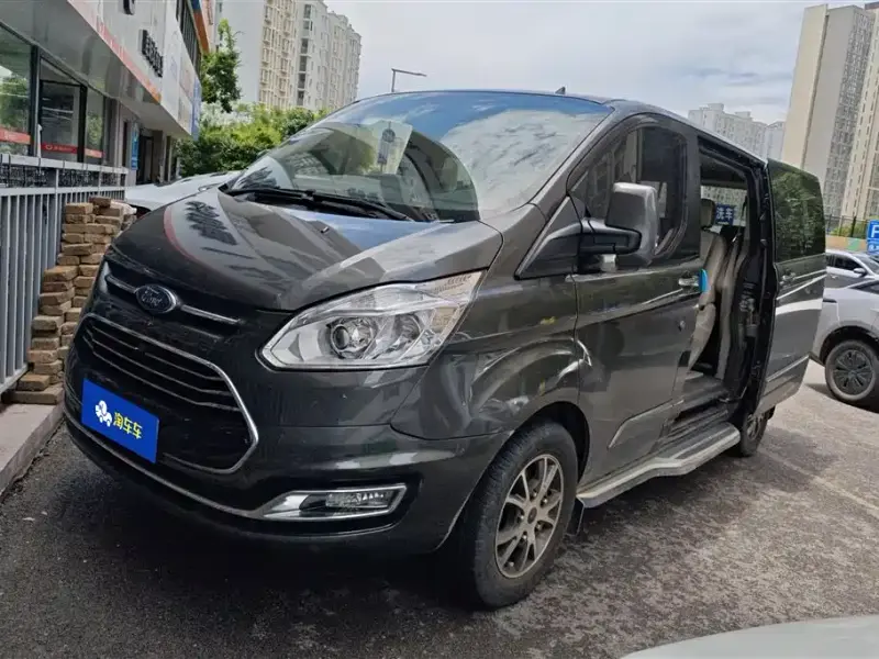 Ford Tourneo