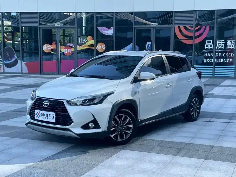 Toyota Yaris L