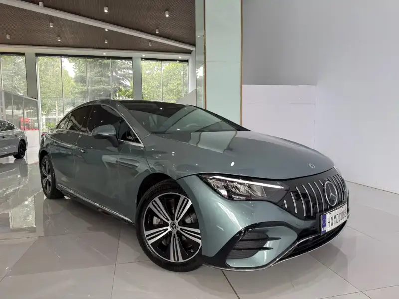 Mercedes-Benz EQE