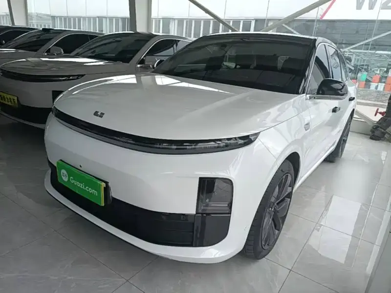 Li Auto L6