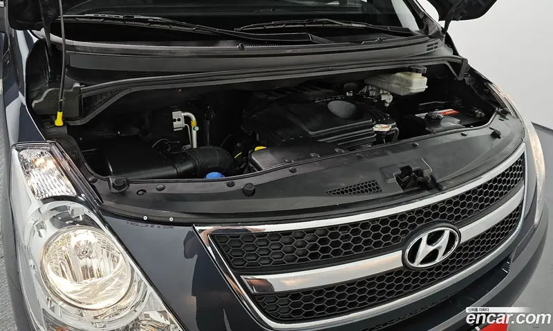 Hyundai H-1 (Starex)