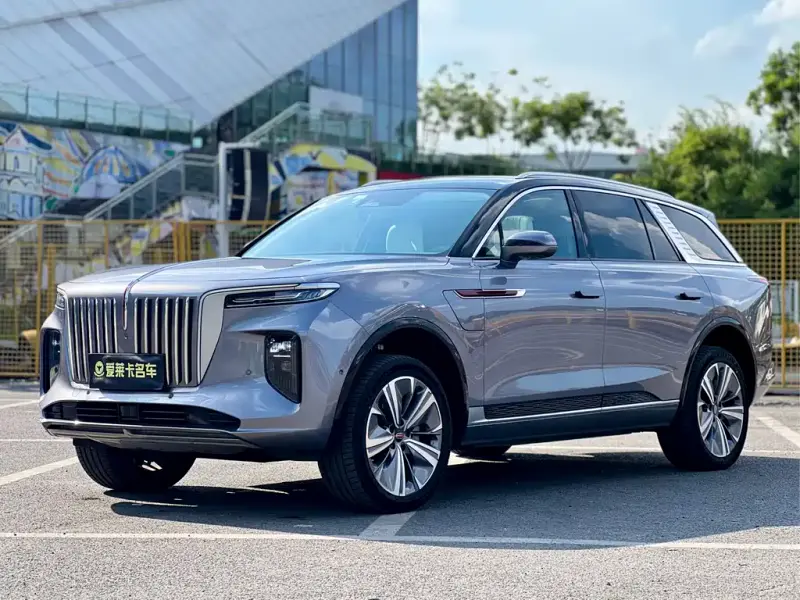 Hongqi E-HS9