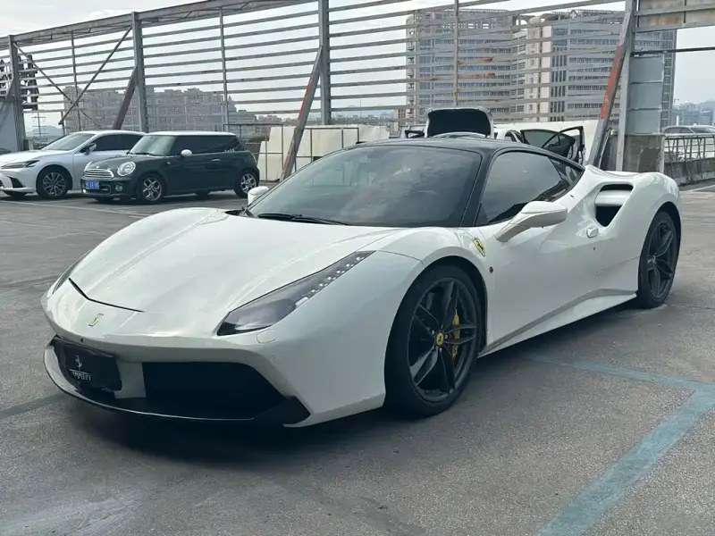 Ferrari 488