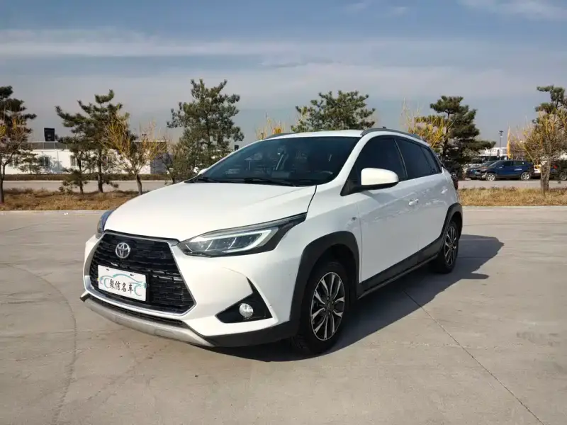 Toyota Yaris L