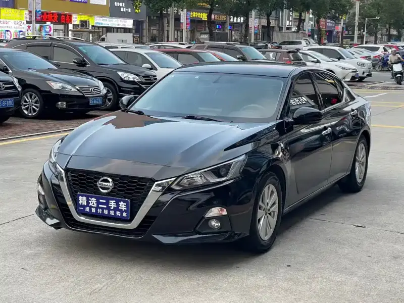 Nissan Teana