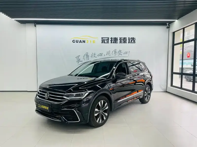 Volkswagen Tiguan L