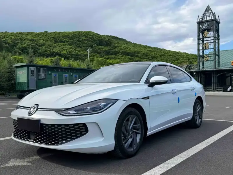 Volkswagen Lamando