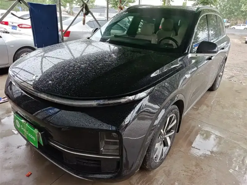 Li Auto L8