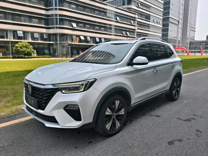 Roewe MG HS (RX5)