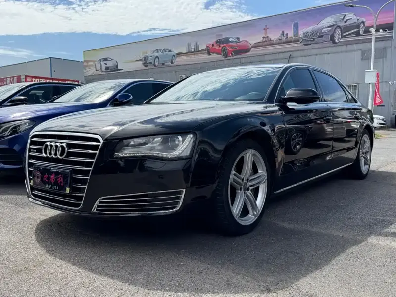 Audi A8