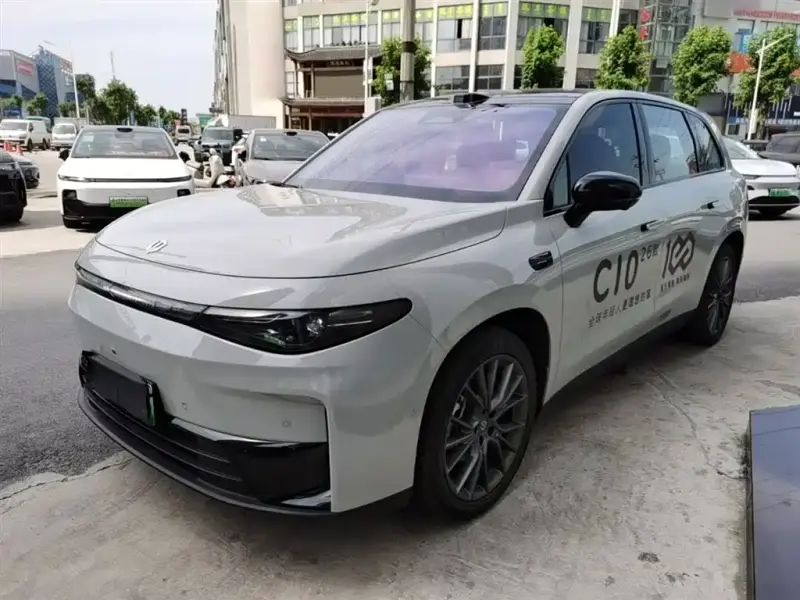 Leapmotor C10