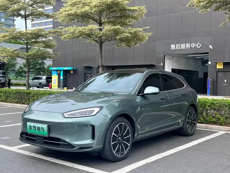 AITO M5