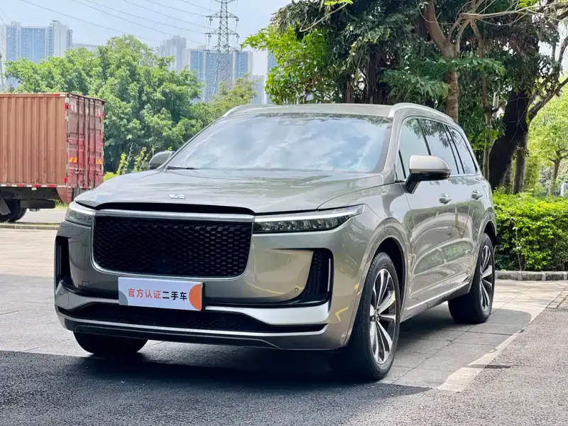 Li Auto ONE