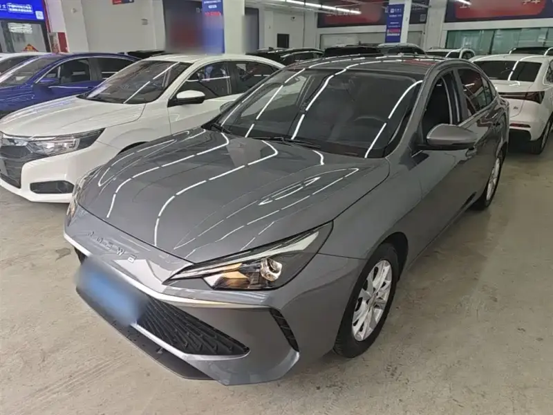 Roewe MG5 (i5)