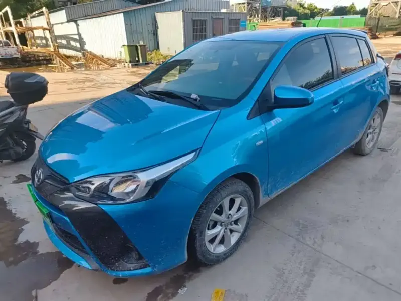 Toyota Yaris L