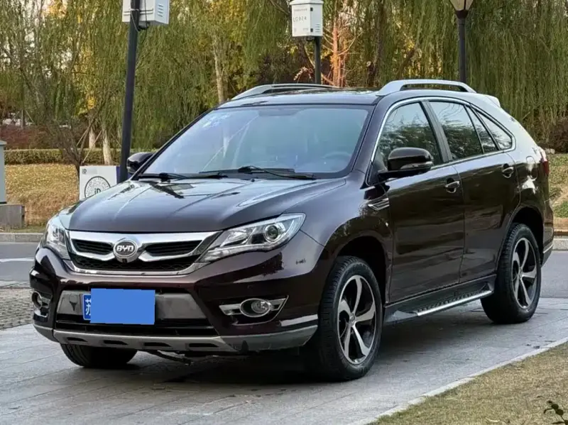 BYD S7