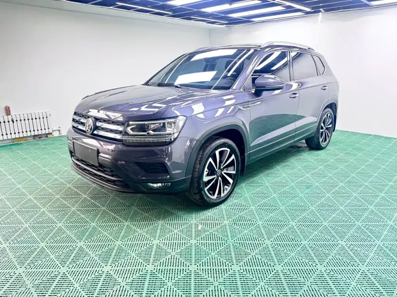 Volkswagen Tharu