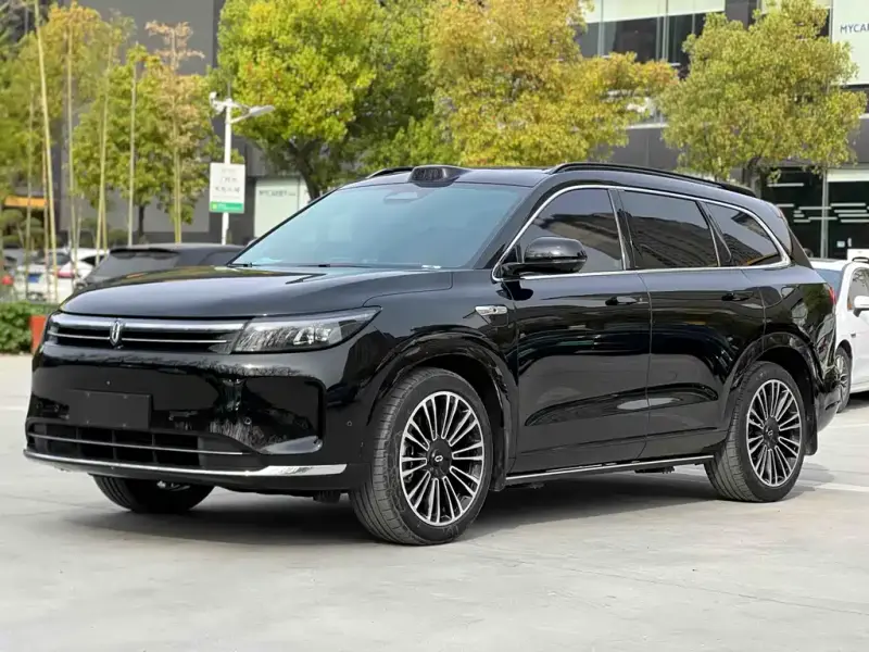AITO M7