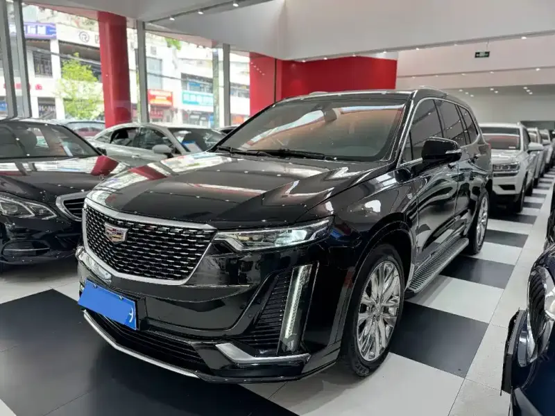 Cadillac XT6