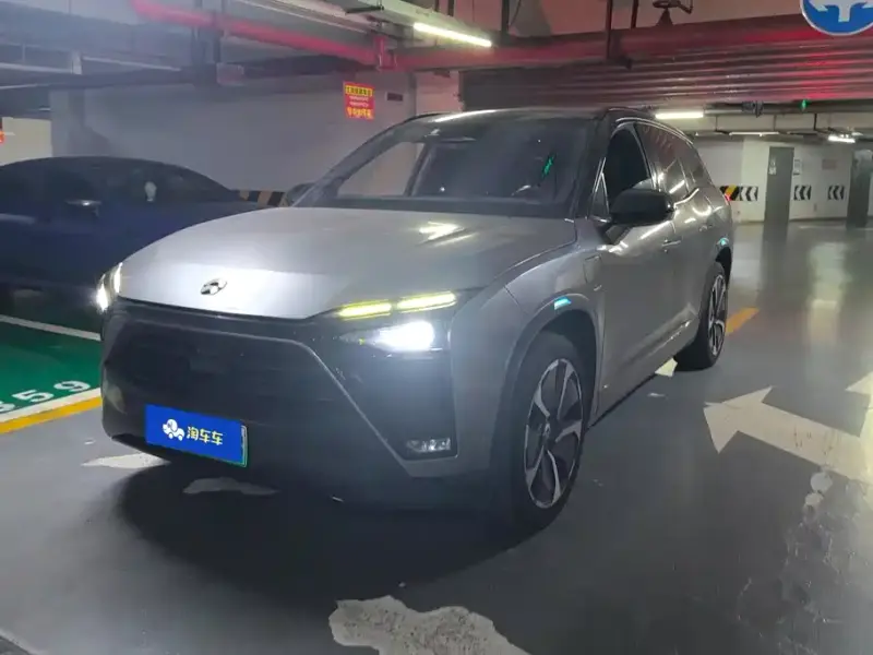 NIO ES8