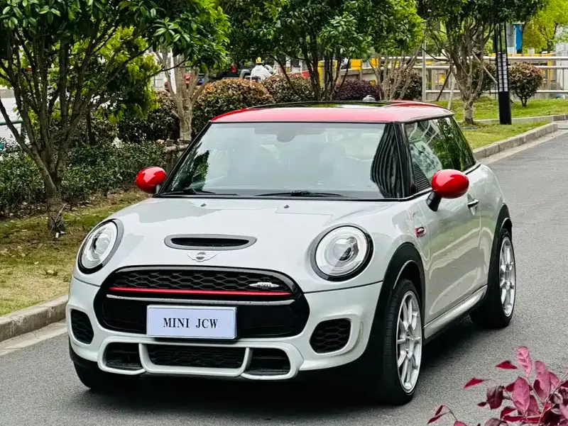 MINI Mini JCW