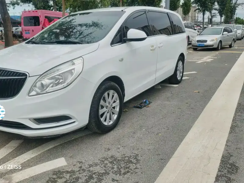 Buick GL8