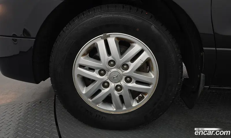 Hyundai H-1