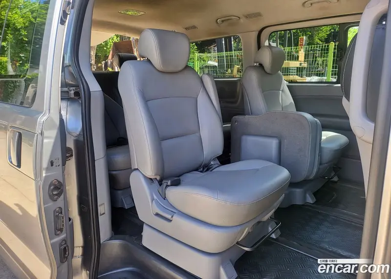 Hyundai H-1